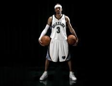 莱万多夫斯基官方宣布险胜新规，利物浦引发争议！引发球迷热议